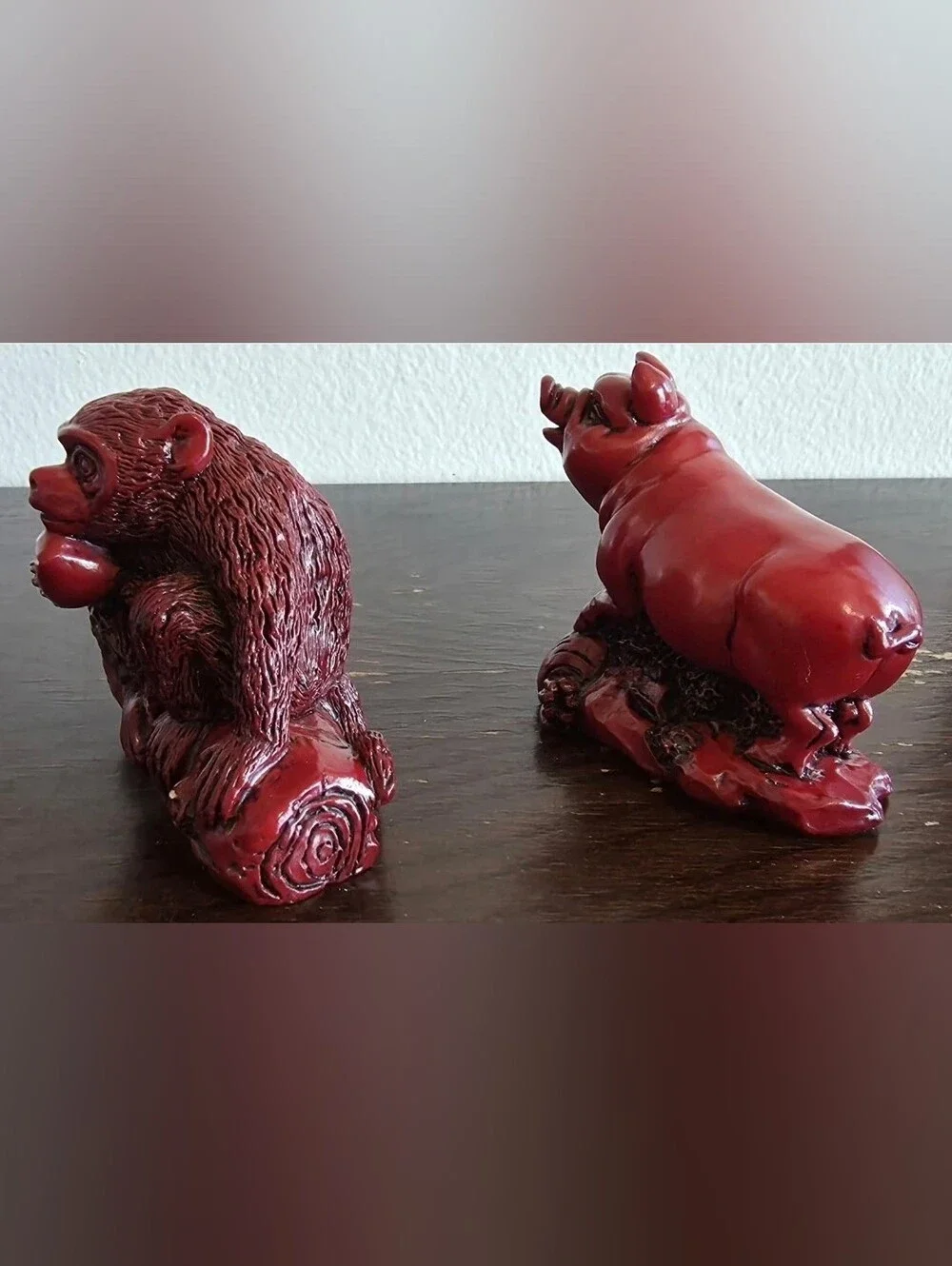 Red Small Pets Figurine Set - Decorative Pet Statues